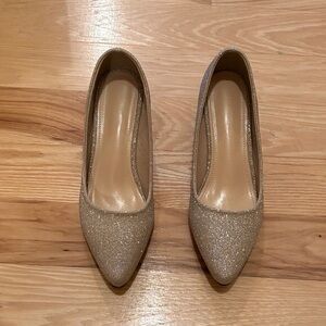 Women's Glitter Pointed-Toe Flats in Champagne